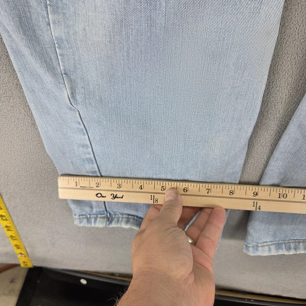 Levis 11767 important